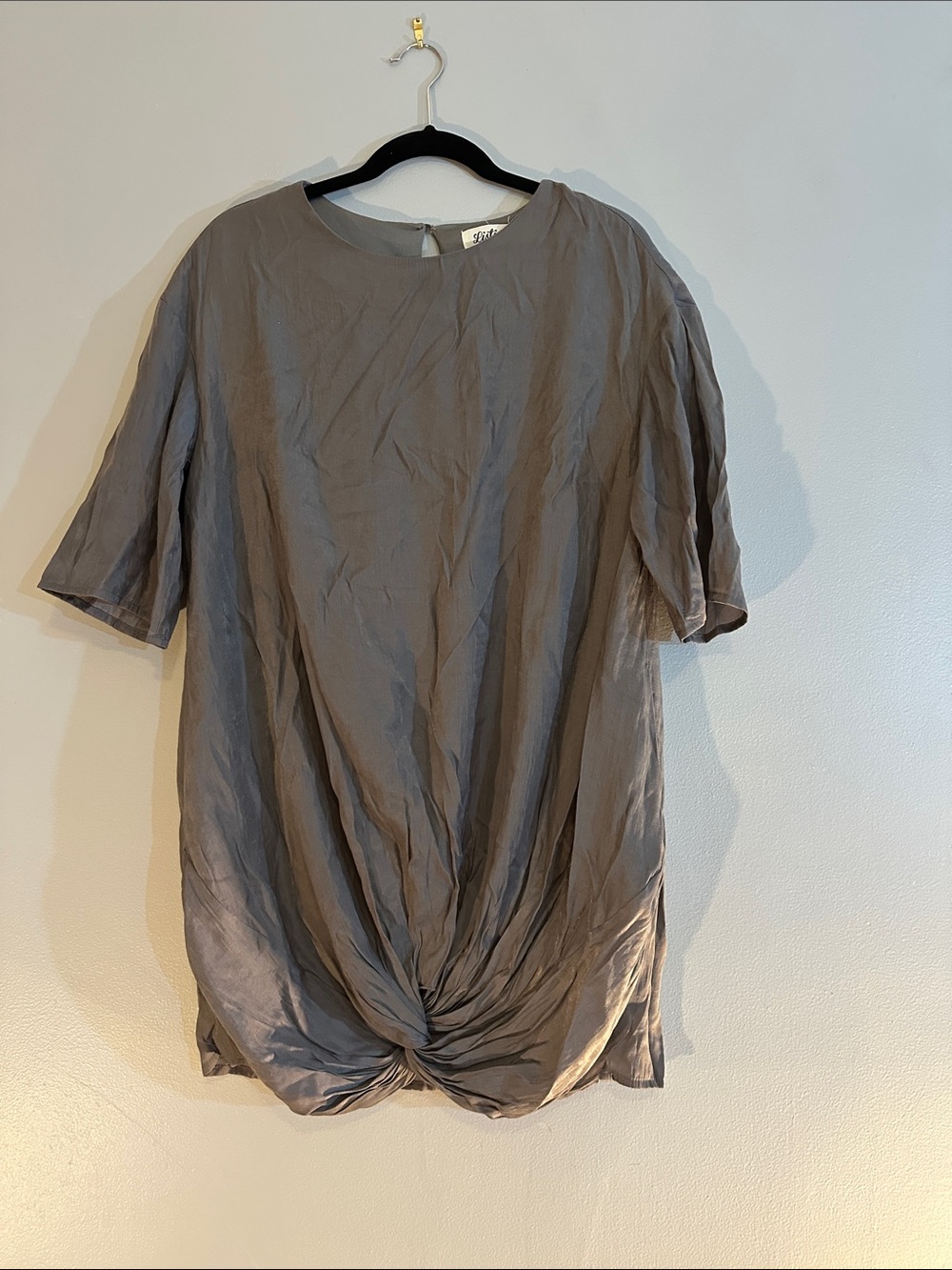 Listicle gray knotted front hem mini dress size large